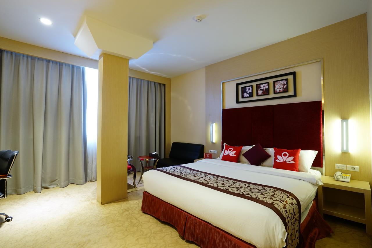 Zen Rooms Near Bcs Mall Penuin Batam Eksteriør bilde